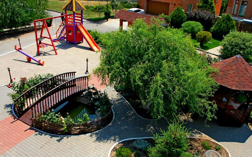 Hotel Комплекс Відпочинку Пампушка & Подушка à Burlach'ya Balka Extérieur photo