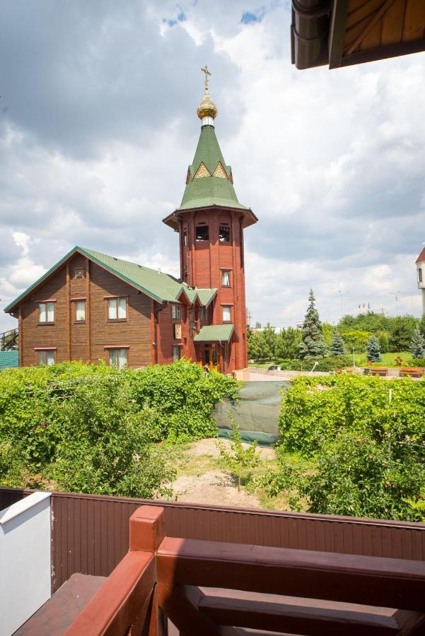 Hotel Комплекс Відпочинку Пампушка & Подушка à Burlach'ya Balka Extérieur photo