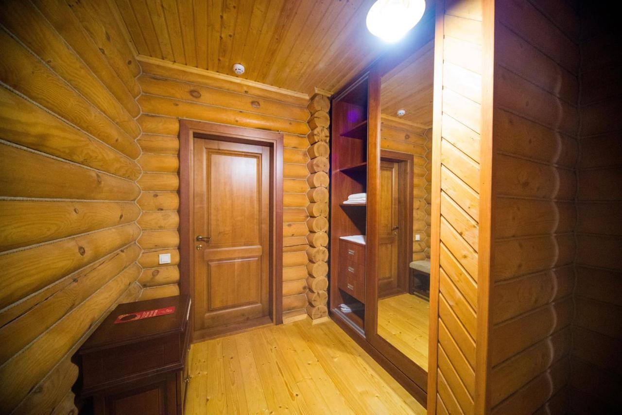Hotel Комплекс Відпочинку Пампушка & Подушка à Burlach'ya Balka Extérieur photo