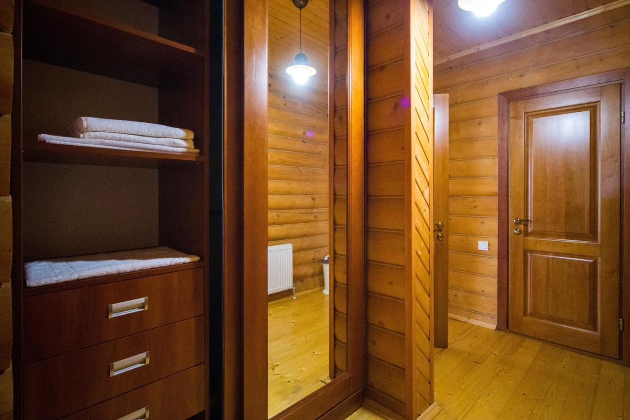 Hotel Комплекс Відпочинку Пампушка & Подушка à Burlach'ya Balka Extérieur photo