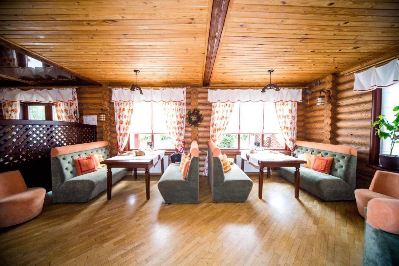 Hotel Комплекс Відпочинку Пампушка & Подушка à Burlach'ya Balka Extérieur photo